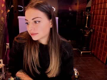 alma_pearl chaturbate