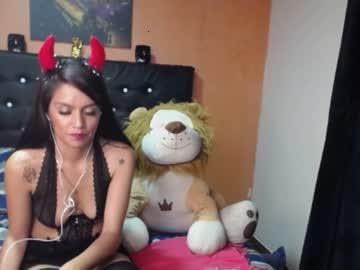 apriildollii22 chaturbate