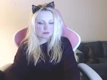 blondetaylor chaturbate