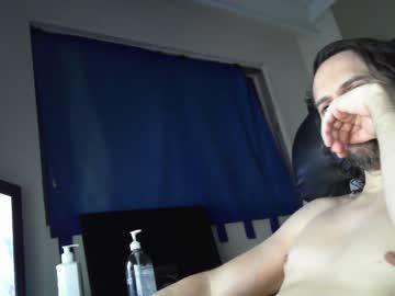 carlitos16v chaturbate