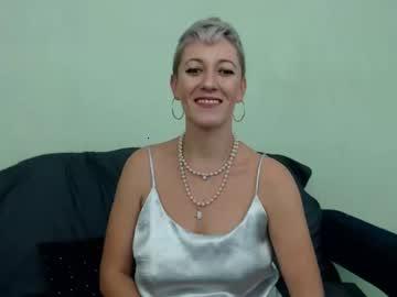 crazyaangell chaturbate