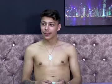 crosschris19 chaturbate