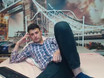 lukejones23 chaturbate