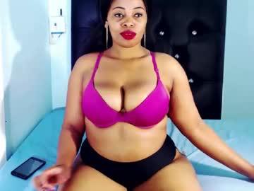 lusciousboobzz chaturbate