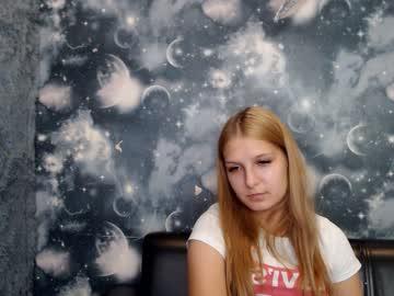 phyliss_lippo chaturbate