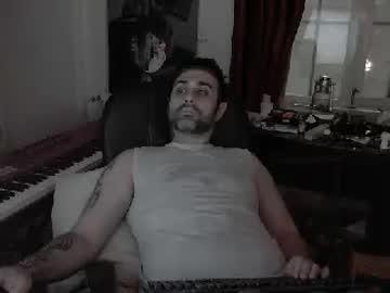 roozbehbear chaturbate