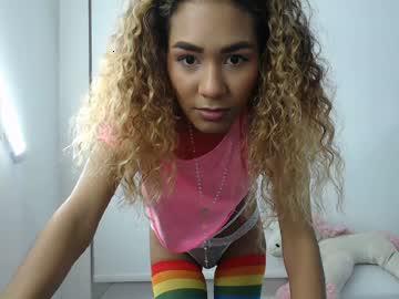 tyra_curly_ chaturbate